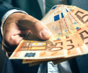Welche Sternzeichen werden 2022 reich?